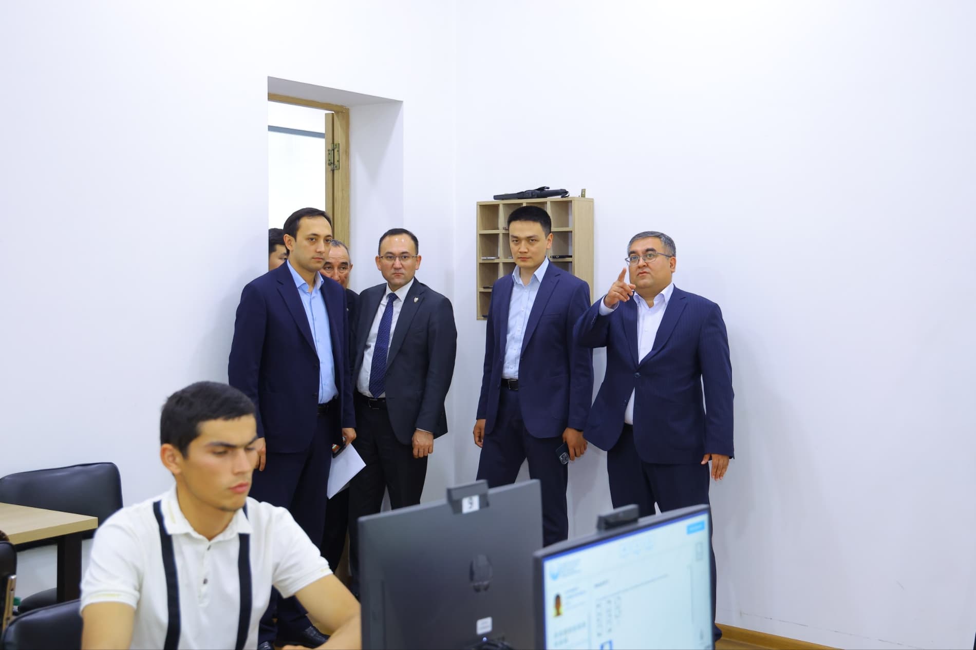 Namangan tajribasi: Qirgʻiziston delegatsiyasi boshqaruvdagi innovatsiyalar bilan tanishmoqda