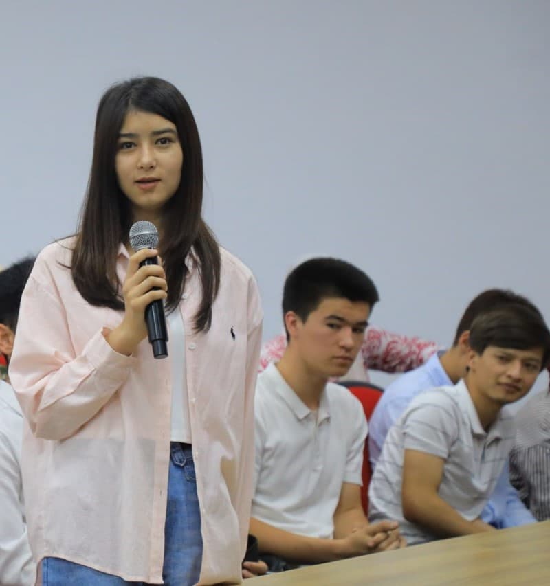 В регионах проводятся встречи с молодежью